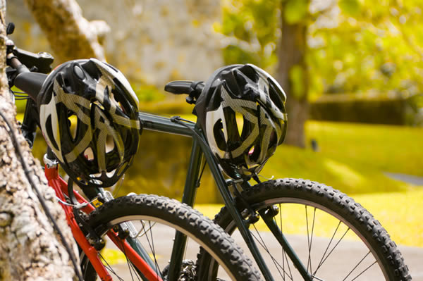 Bike helmets would remain compulsory under Libs