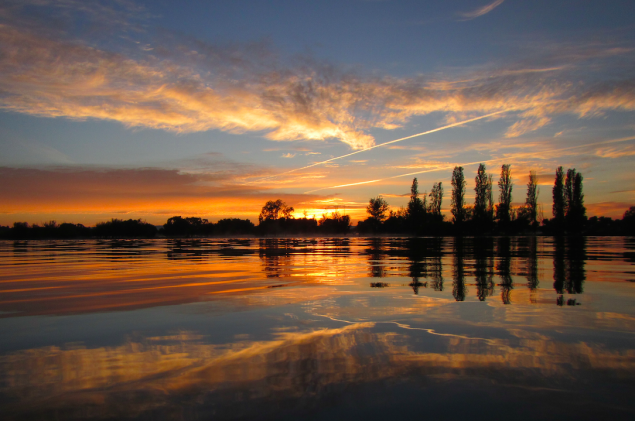 Lake Burley Griffin sunrise