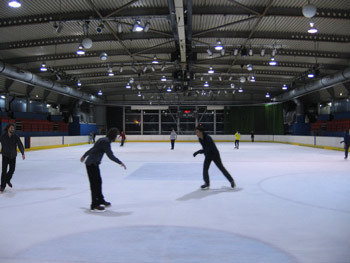 Would you like to see a new ice rink in Canberra? 