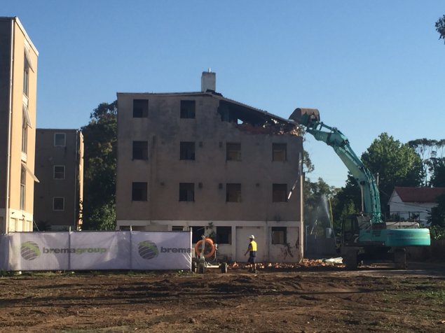 First of Dickson Flats demolitions underway