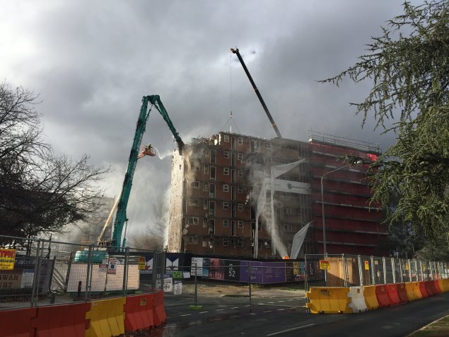Currong Flats come tumbling down