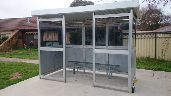 Giralang bus shelter