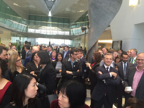 airport crowd