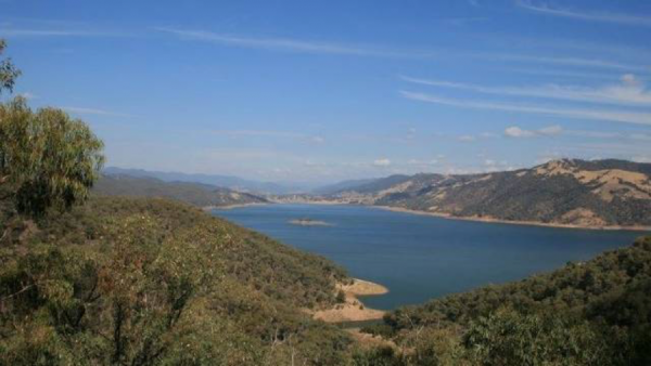 Canberra Day Trips- Burrinjuck Waters State Park NSW