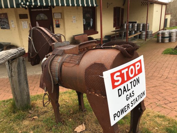 This sign outside the Dalton hotel shows how people feel about AGL’s gas-fired power plant