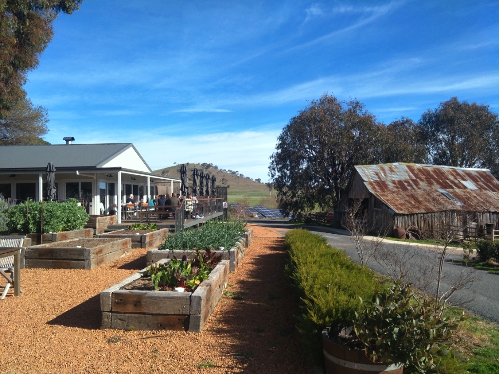 Poachers Pantry - a relaxing country lunch destination