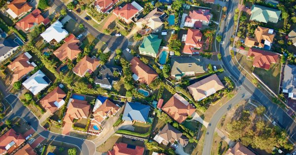 Canberra home prices surge back in March as rents stay high