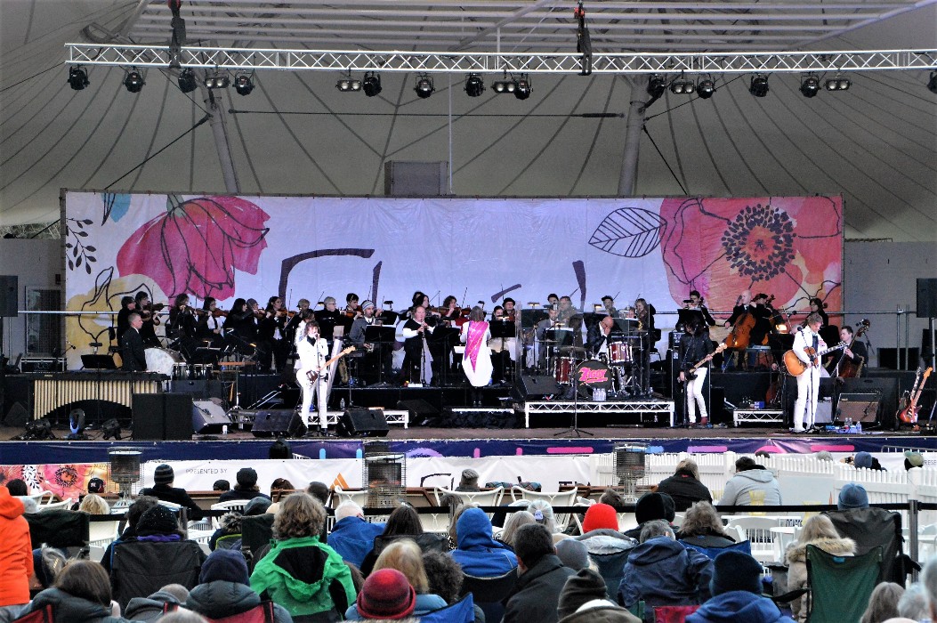 Floriade’s first twilight concert hits a high note with 2,000 visitors