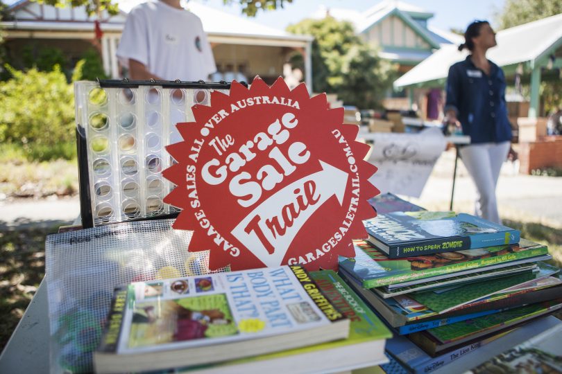 Garage sale sign