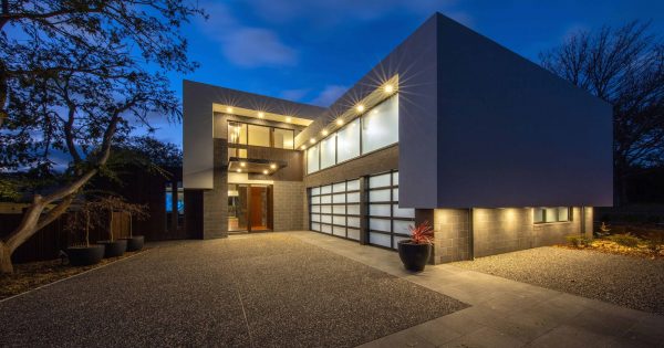 Yarralumla projects star as Canberra builders show strength at national awards
