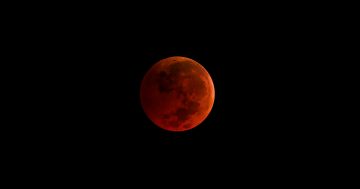 Bloody beautiful: red moon will be visible over Canberra on Wednesday night
