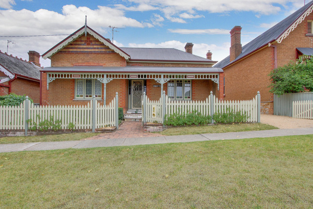 107 Verner Street, which sold under the hammer on Saturday. Photo: Elders Real Estate.