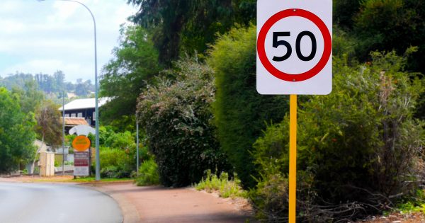 Government considers 40km/h limit in residential areas