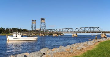 Batemans Bay's new bridge taking shape