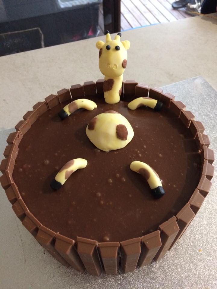 Nailed it! Sheree Epe's Giraffe Mud Bath. Photo: Sheree Epe Facebook.