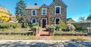 Victorian home and stables built in 1870 offer a rare piece of Goulburn history