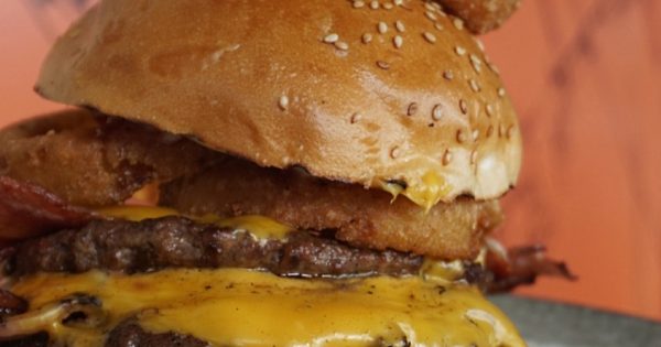Soul Cartel Farr Side Cafe: Home of the biggest burgers in the Capital!