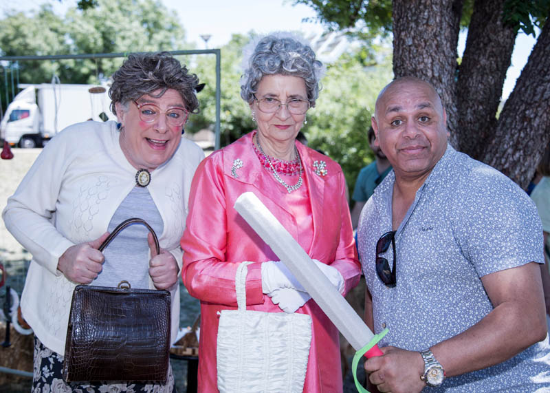 Rose Edwina Patterson (Robin Davidson), The Queen (Camilla Blunden), and comedian Kevin Kropinyeri at the Whatever Floats Your Horse community arts day in 2017. Photo: Richard Tuffin.