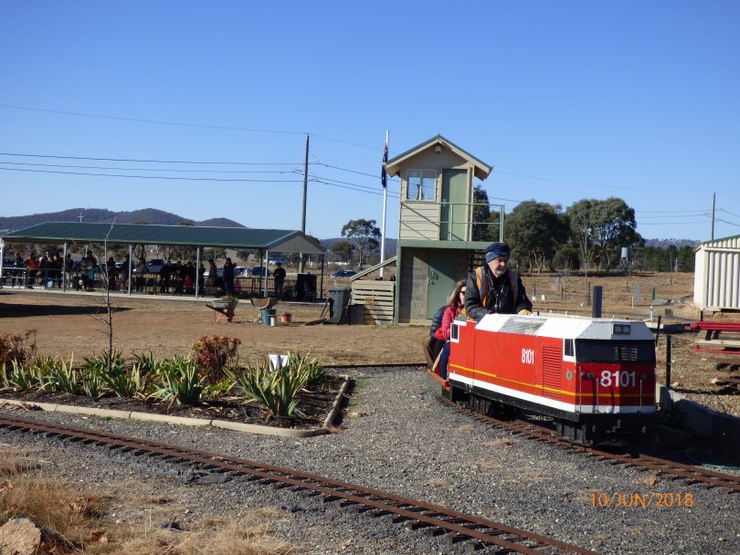 8101 engine returns to the station. Photo: Mick Richardson