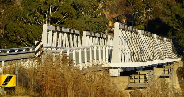 Another week to complete Tharwa Bridge maintenance but open today as weather halts work