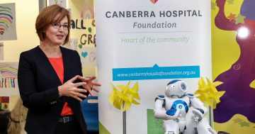 New hospital robot has right medicine for stressed kids