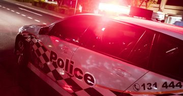 Truck rollover causes traffic chaos on Hume Highway