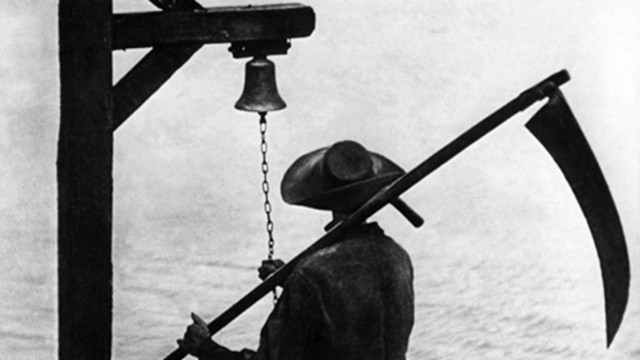 Vampyr (1932) dir. by Carl Theodor Dreyer.