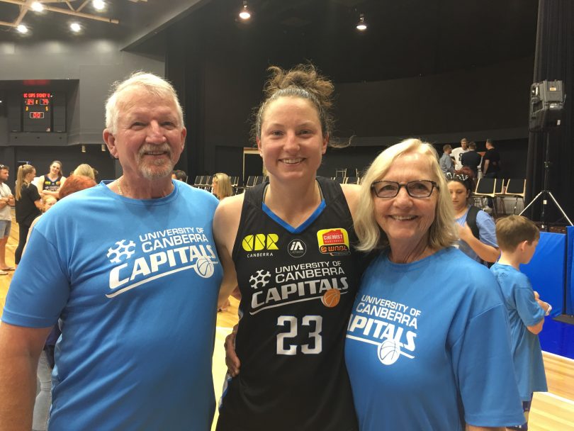 Kelsey with her parents, Jim and Jan. Photo: Tim Gavel.