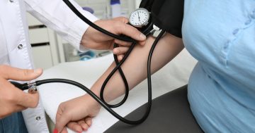 GP bulk-billing continues to slide, survey finds