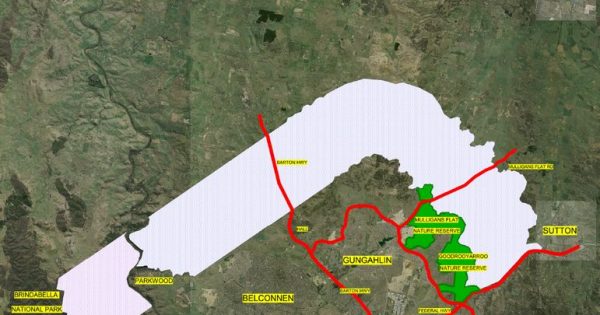 Border landholders at odds with Yass Council over buffer zone