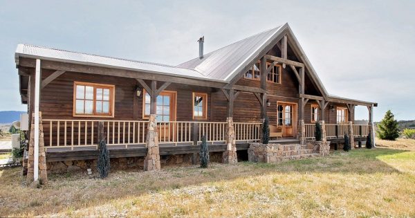 Rocky Mountain High: North American-style alpine retreat for sale in Jindabyne