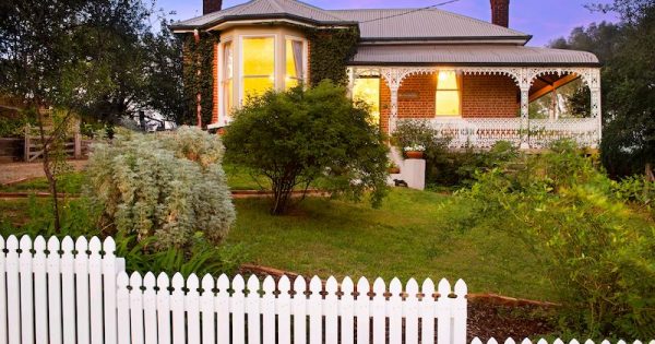 Historic Yass property boasts heritage features and quality finishes from a golden era