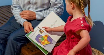 Cartooning with the kids at the National Library