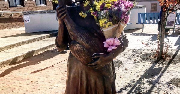 A new lady in bronze unveiled at Hughes shops