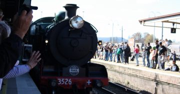 Steam trains and mateship: Railway town revisits past
