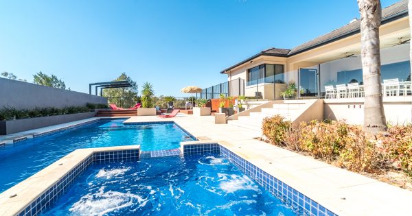 Rural resort two hours from Canberra offers luxurious country living