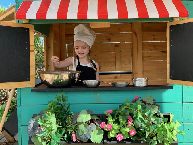 Learning about food at the Possum Patch.