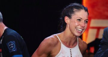 Canberra kickboxer Felicity Loiterton on course to become the undisputed Australian champion
