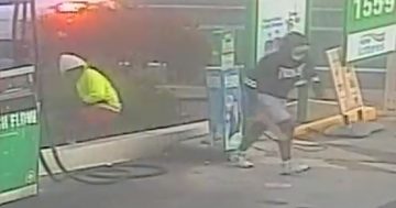 Police release CCTV of Narooma 'sticks and stones' armed robbery