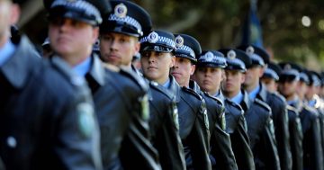 Batemans Bay Police find guns and drugs following car crash