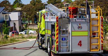 Kaleen fire causes road closures and pedestrians urged to avoid area