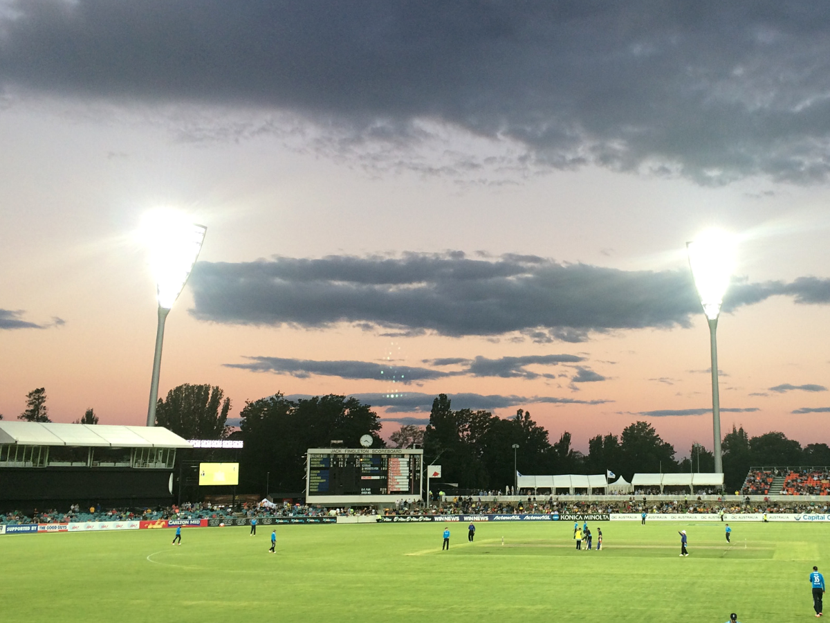 Cricket at Manuka Oval