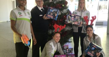 Canberra United host Christmas toy appeal ... and a cracker against the Roar