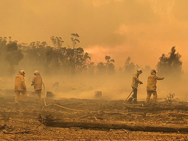 Bungendore firefighters