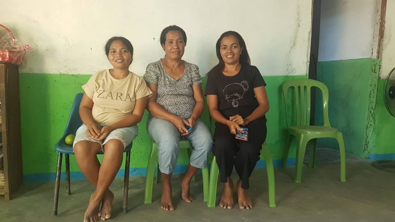 Abundant Water vendor Sabina Ximenes (left)