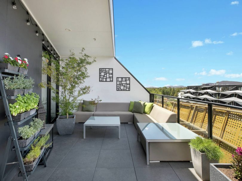 Large balcony space