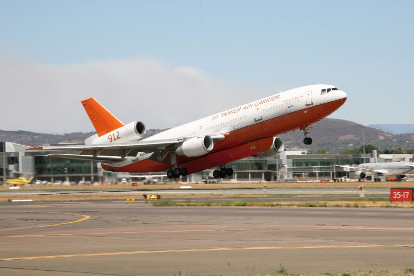 DC-10 Air Tanker, Orroral Valley fire, Canberra Airport