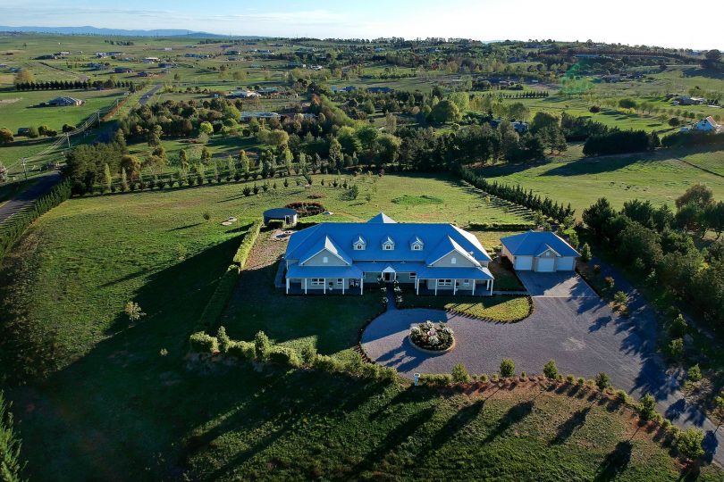Aerial photo of 6 Glover Drive in Yass.