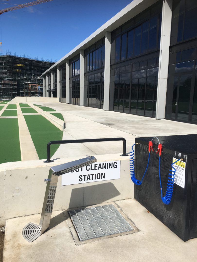 Boot cleaning station