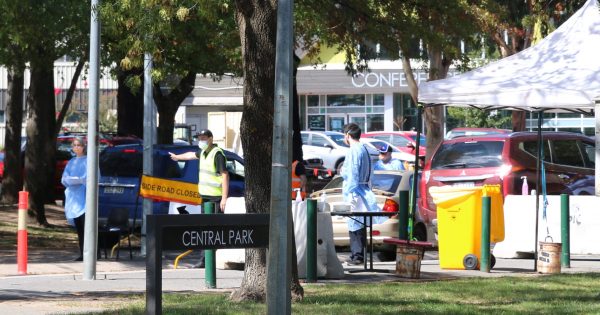 Nine new COVID-19 cases confirmed in Canberra, one in ICU